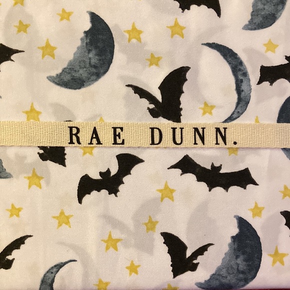 Rae Dunn Spooky bats Full size sheet set *FIRM PRICE* - Picture 1 of 5